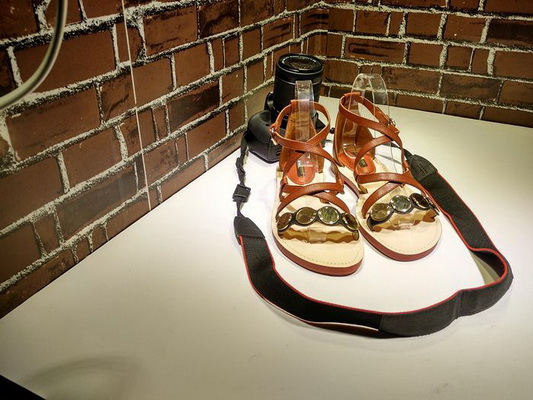 LV Sandals Women--020